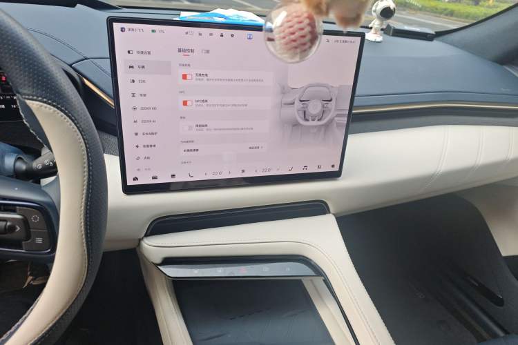 Used Zeekr 001 2025 WE Edition 95 kWh All-Wheel Drive Audio And AC Panel