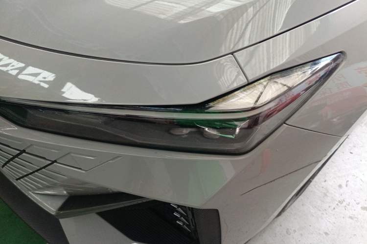 Used CHANGAN UNI-V 2022 1.5T Prestige Version Left Front Headlight