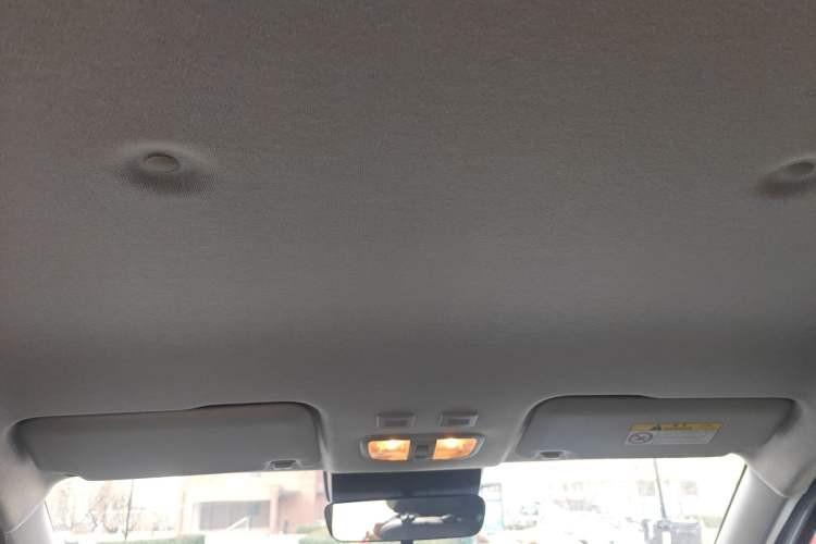 Used ORA White Cat 2022 Xiaoyue Mao Edition 401 km Flagship Model Lithium Ternary