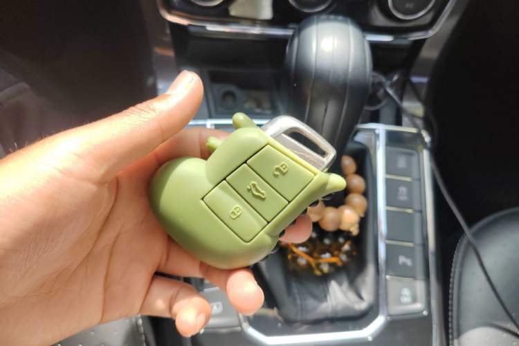 Used Volkswagen Passat 2017 330TSI DSG Prestige Edition Vehicle Key