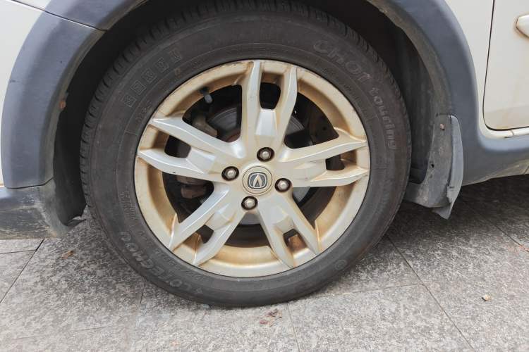 Used CHANGAN CX20 2014 1.4L Manual Sport Edition China V Standard Left Front Wheel Hub