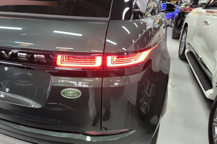 Used Land Rover Range Evoque 2023 Aurora L 249 PS Luxury Edition Exterior 3