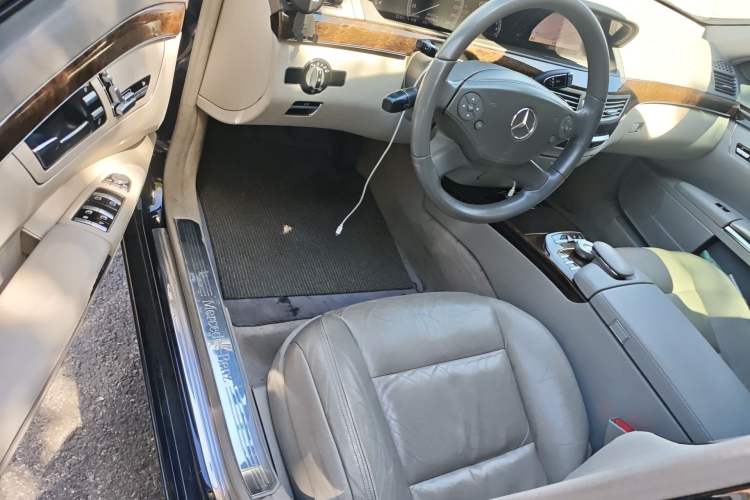 Used Mercedes-Benz S-Class 2008 S 300 L Business Model Driver Seat