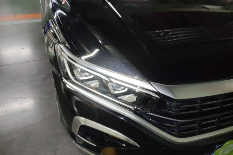 Used Volkswagen Passat 2023 Facelift 330TSI Luxury Edition
