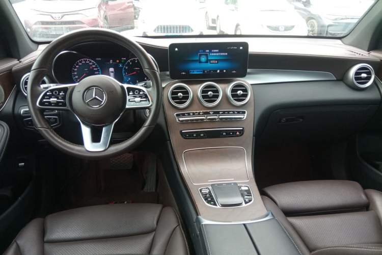 Used Mercedes-Benz GLC 2022 Second Facelift GLC 260 L 4MATIC Luxury Edition