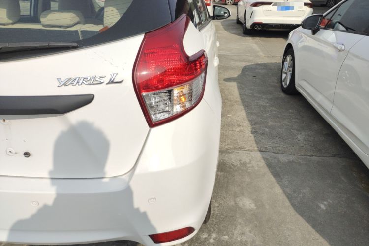 Used Toyota YARiS L Zhi Xuan 2014 1.3E Manual Charm Edition Right Rear Taillight