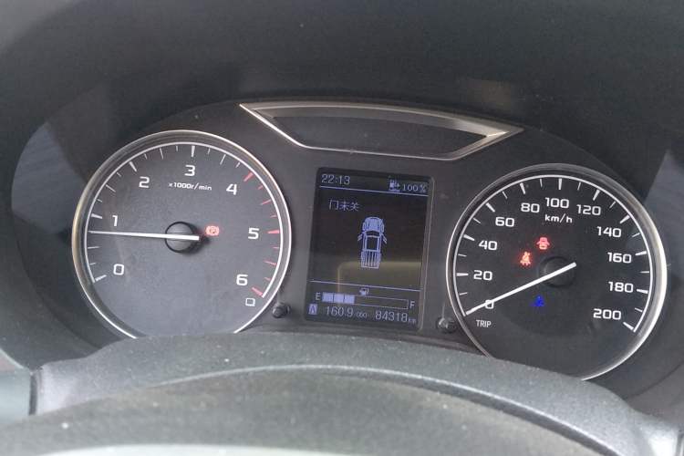 Used Dongfeng Ruichi 6 2020 2.3T Manual Two-Wheel Drive Diesel Standard Version China VI Emission Standard with Long Cargo Bed M9T Instrument Cluster