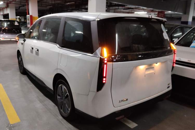 Used SAIC MAXUS Dajia 7 2024 Revised Version Super Hybrid Long-Range Edition Enjoyment Version
