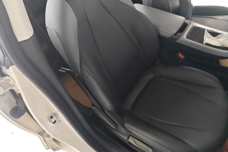 Used Dongfeng NAMMI 01 2024 430 Plus Smart+ Right Front Seat