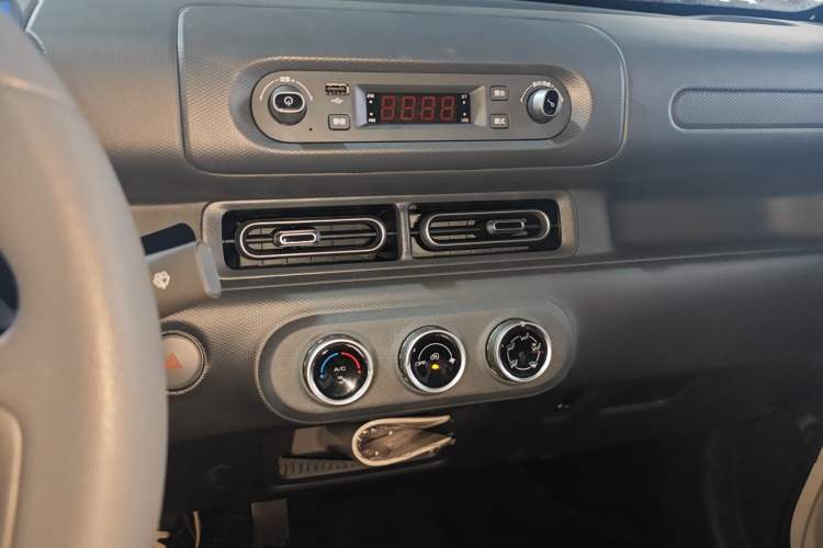 Used Wuling Zhiguang New Energy 2025 Standard Model