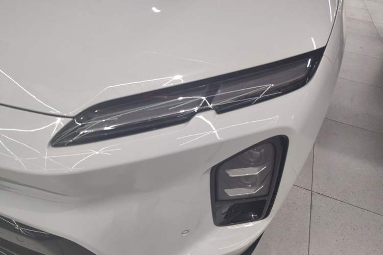 Used Nio EC6 2025 75 kWh