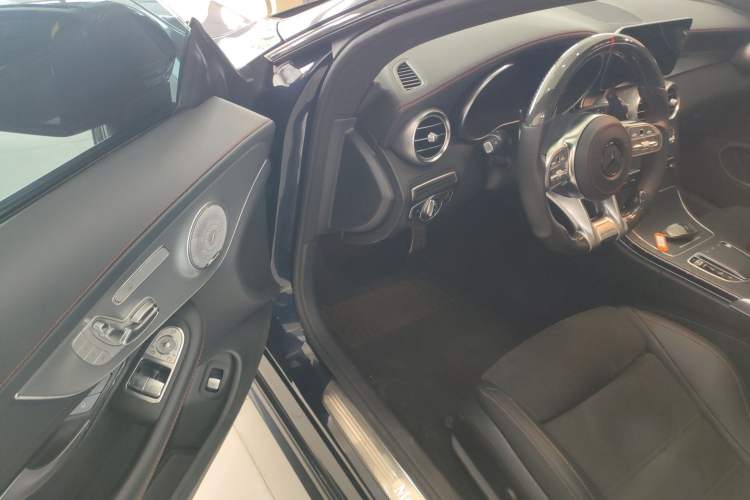 Used Mercedes-Benz C-Class 2022 Refreshed C 260 Coupe Driver Seat