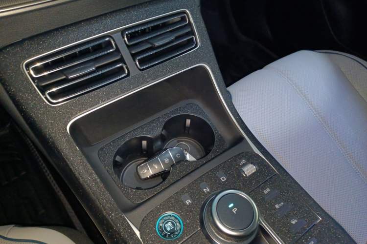 Used BYD Destroyer 05 2024 HONOR Edition DM-i 55KM Luxury Model Interior 1