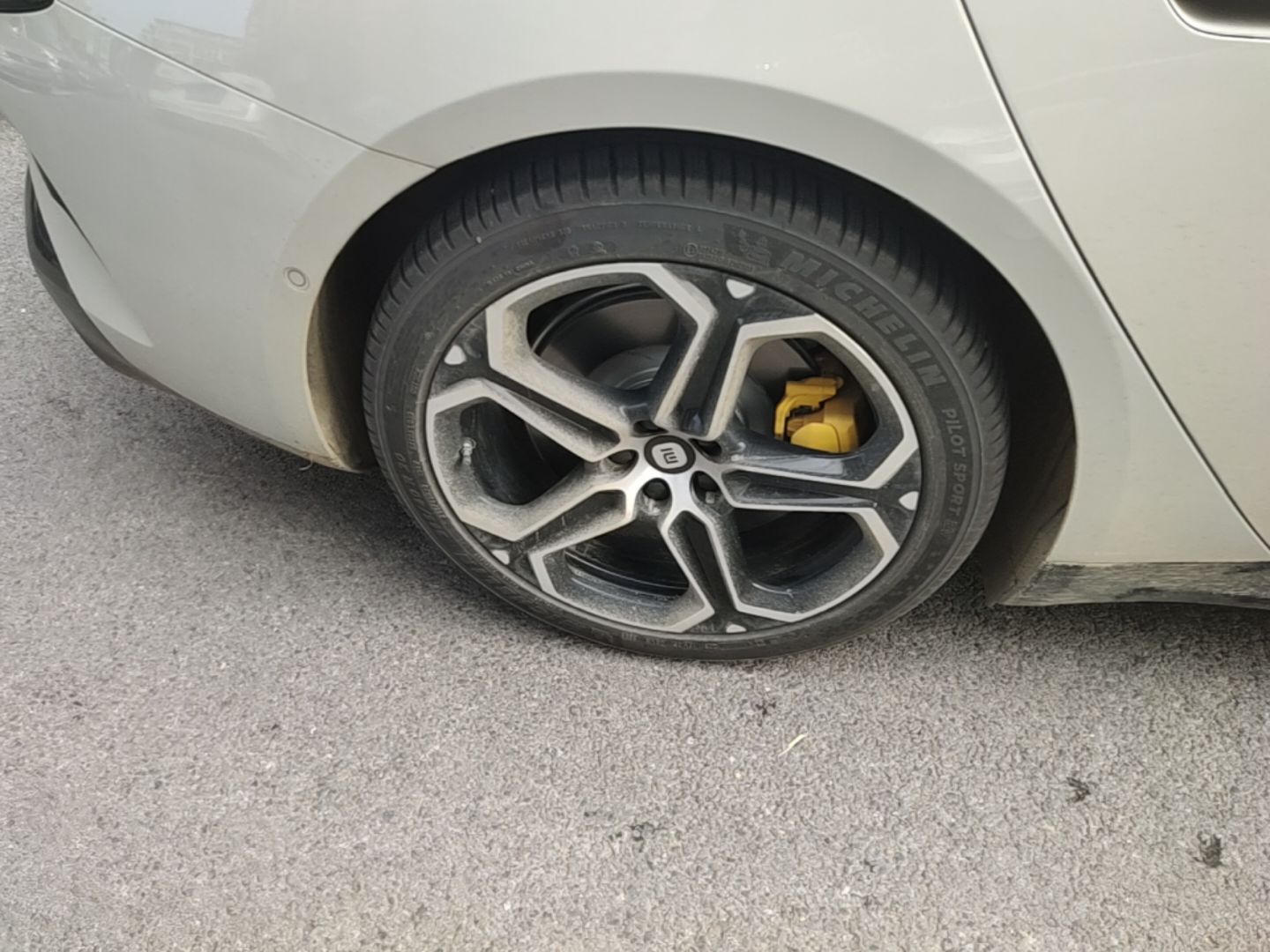 Xiaomi Auto SU7 2026 Model Standard Edition — снимка 11