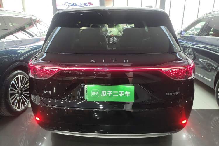 Used Hima AITO M9 2024 Range-Extended Ultra Version 42 kWh 6-Seater Model Rear