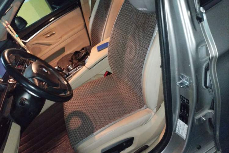 Used BMW 5 Series 2014 535Li Leading Model
