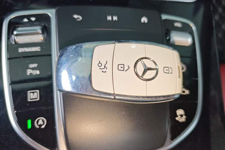 Used Mercedes-Benz GLC Coupe 2020 GLC 260 4MATIC Coupe SUV Interior 1