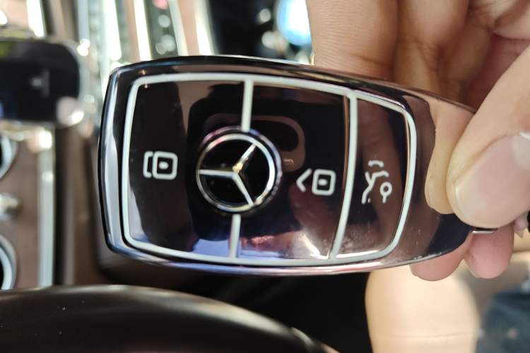 Used Mercedes-Benz E-Class 2022 Revised Version E 300 L Fashion Edition Vehicle Key