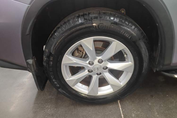 Used Lexus RX 2016 300 Two-Wheel Drive Elite Version China V Standard Right Rear Wheel Hub