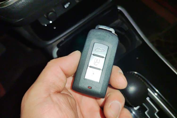 Used Mitsubishi Outlander 2020 2.4L 4x4 Zhi Xiang Edition 5 Seats