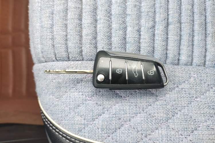 Used JAC Group Refine S3 2016 1.5L Manual Luxury Model
