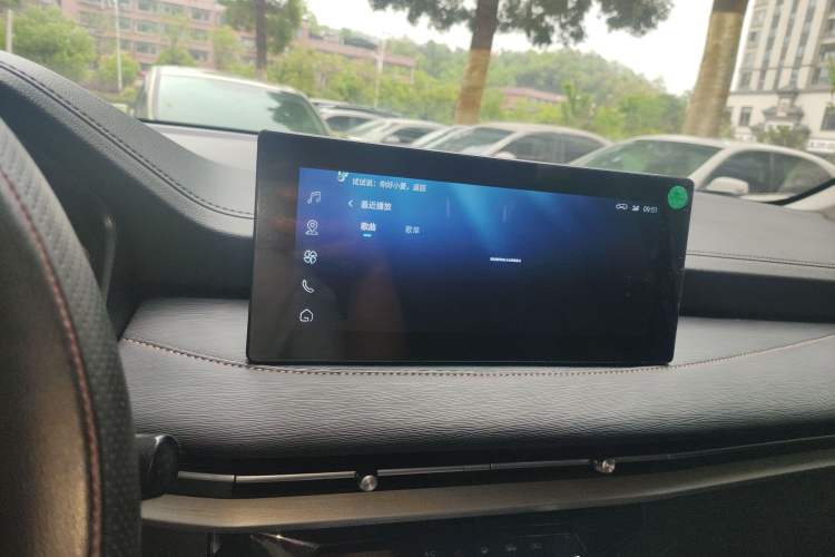 Used Wuling Jiachen 2022 1.5T CVT Smart Luxury Version
