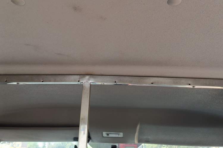 Used Foton Toano 2020 2.0T Multi-Function Short-Wheelbase Flat-Roof 5/6-Seater China VI4F20TC3 Headliner