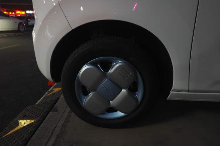 Used Geely Galaxy Panda 2024 Panda Mini 200km Endurance Bear