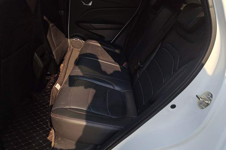 Used Dongfeng Fengon 500 2022 1.5L CVT Enjoyment Version
