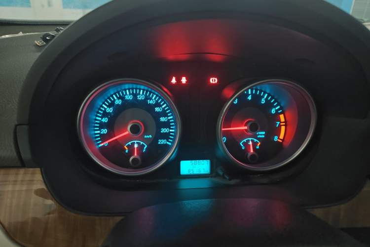 Used Buick Excelle 2015 1.5L Manual Classic Trim