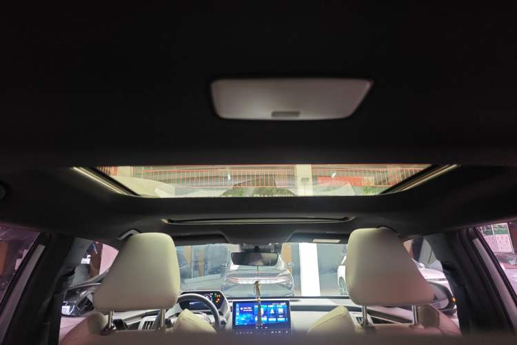 Used Toyota FAW bZ4X 2022 Two-Wheel Drive Long-Range PRO Version
