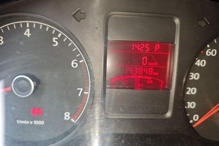 Used Volkswagen Polo 2011 1.6L Automatic ZhiShang Version