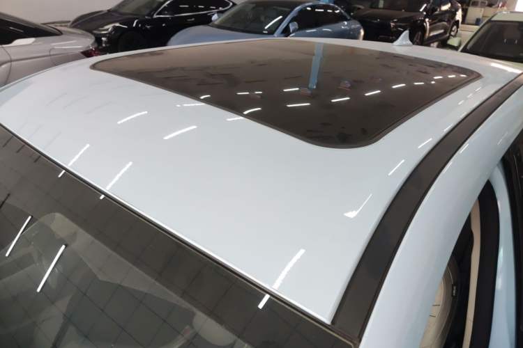 Used ORA Good Cat 2021 400km Standard Range Venus Edition Lithium-Ion Battery Roof