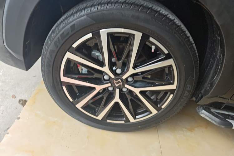 Used SOL X8 PLUS 2023 1.5 TGDI DCT Smart Home Edition 7-Seater