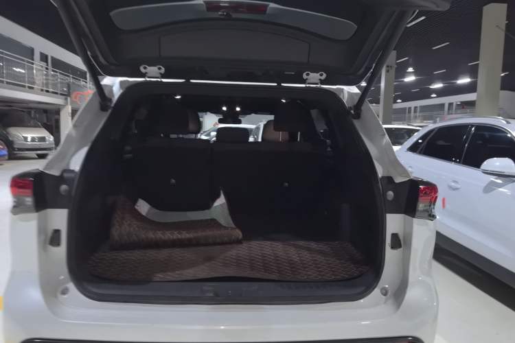 Used Toyota Crown Kluger 2021 2.5L HEV Two-Wheel Drive Entry Version