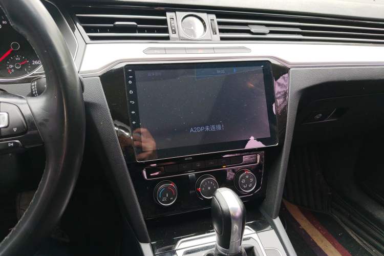 Used Volkswagen Magotan 2019 330TSI DSG Leading Edition China V Standard Audio And AC Panel