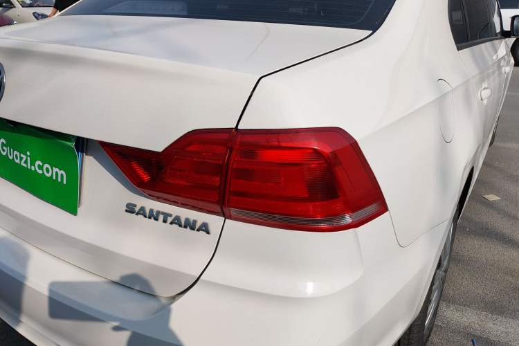 Used Volkswagen Santana 2019 1.5L Manual Fashion Edition China VI Standard Right Rear Taillight