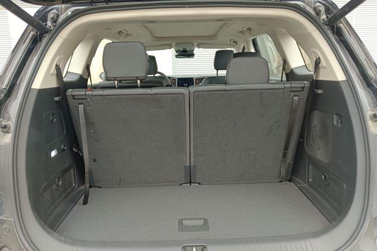 Used Hongqi HS7 PHEV 2024 2.0T PHEV Four-Wheel Drive Flagship Edition 6 Seats