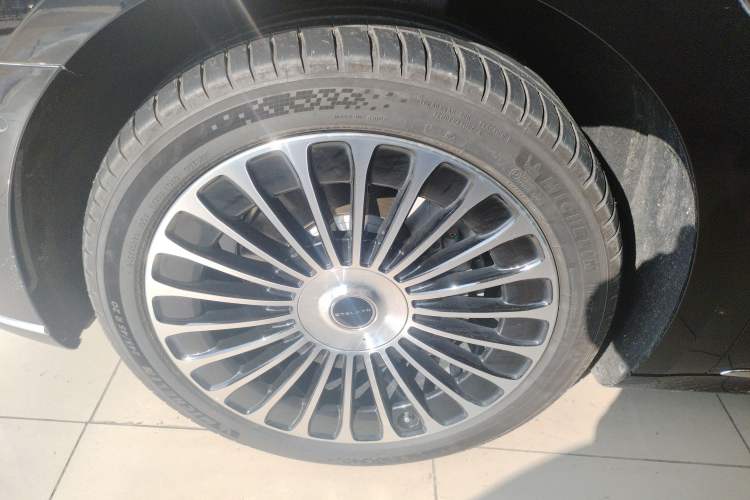 Used Hima Stelato S9 2025 Extended-Range Max+
