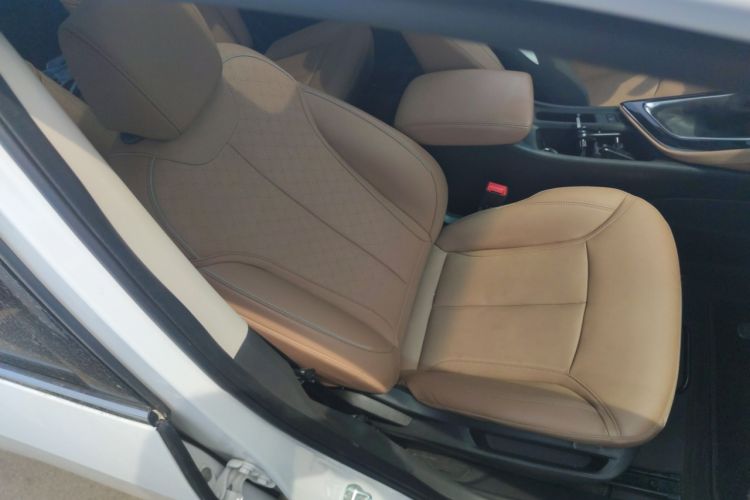 Used Buick GL6 2021 323T Mild Hybrid Connect Prestige Model