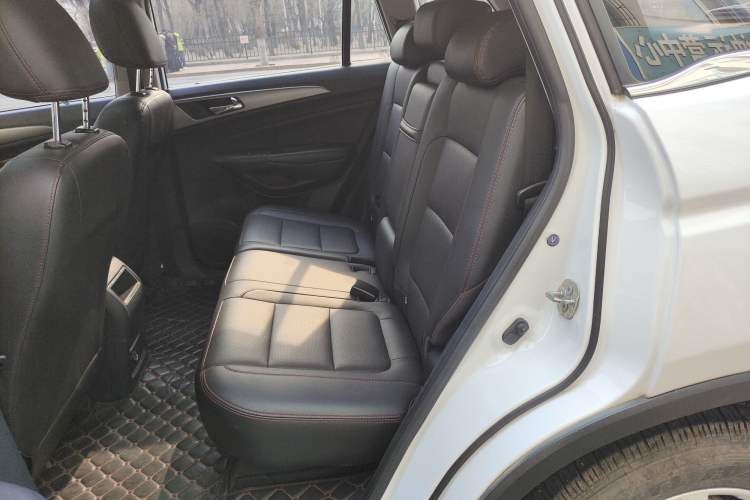 Used Changan CS75 2014 2.0L Manual Luxury Version China IV Standard