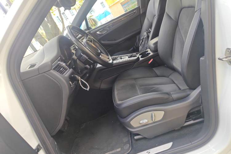 Used Porsche Macan 2016 Macan S 3.0T Left Front Seat