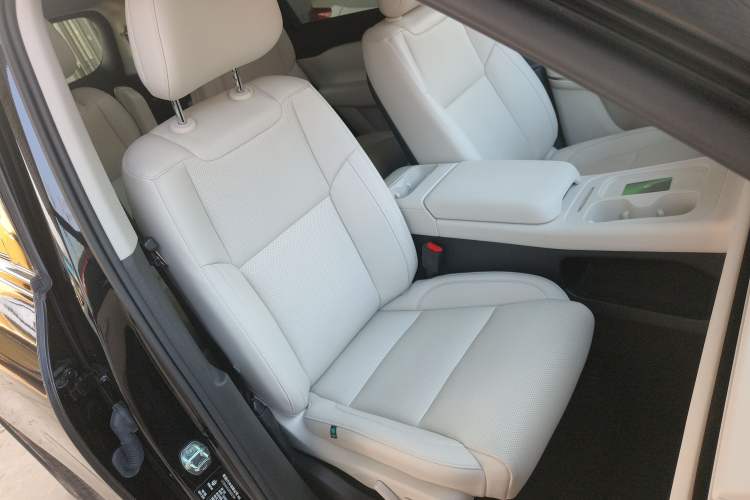 Used Leapmotor C16 2024 Pure Electric 520 Deluxe Edition