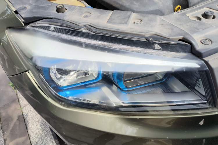 Used CHANGAN CS75 2014 2.0L Manual Leading Version China IV Standard
