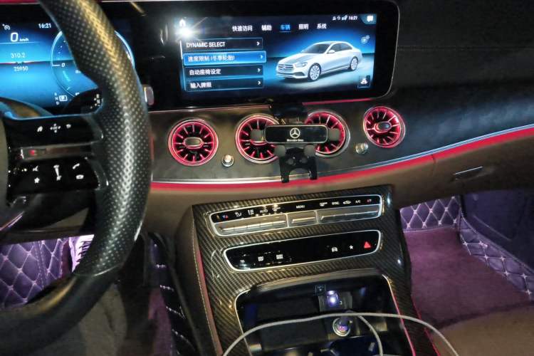 Used Mercedes-Benz E-Class 2021 Restyled E 300 Sport Edition Audio And AC Panel