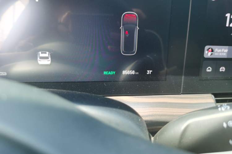 Used Li Auto ONE 2021 Extended-Range 6-Seater Version Odometer Close Up