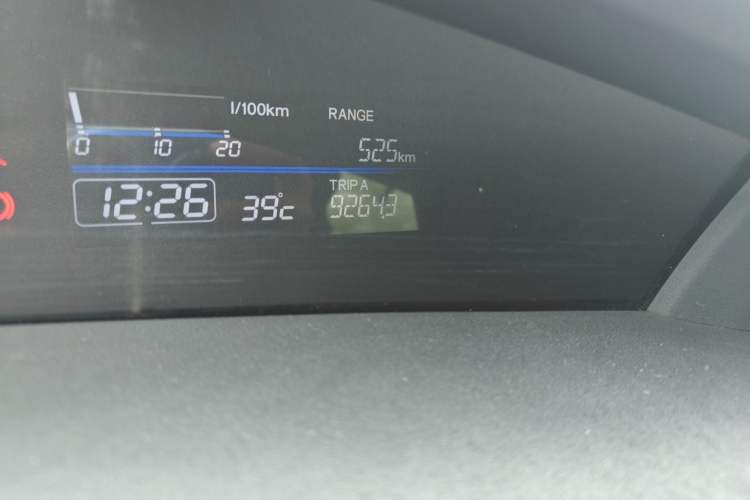 Used Honda Jade 2014 1.8L Automatic Comfort Elite Version 5 Seats Odometer Close Up