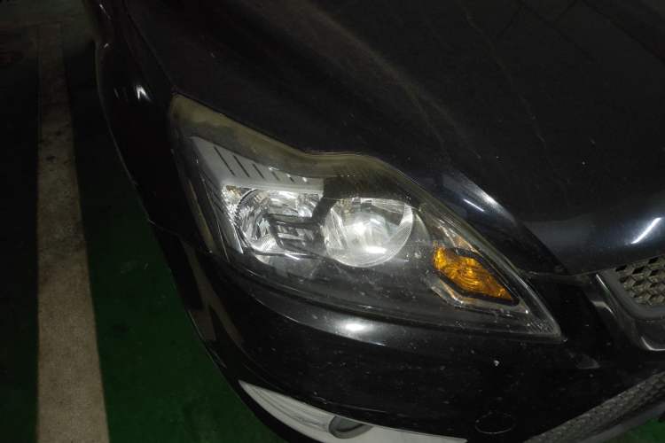 Used Ford Focus 2013 Hatchback Classic 1.8L Automatic Base Model