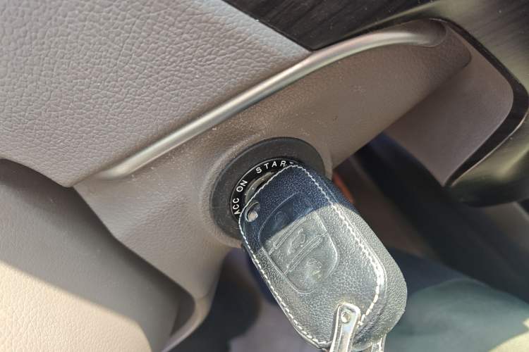 Used Kia Cadenza 2012 2.4L Business Sunroof Version