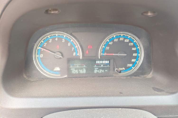 Used Baojun 730 2014 1.5L manual Comfort ESP version 7 seats
